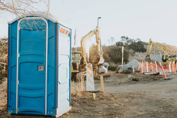 Best Portable restroom trailer rental  in Marysville, MI